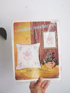 Vintage Creative Needlecraft Cross-Stitch Kit No. 8521 Roses Pillow Picture Craf